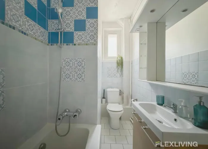 Flexliving - - 15 *
